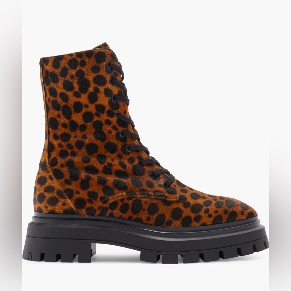 SOLD OUT Stuart Weitzman Bedford Sleek Leopard Calf Hair Boots NWT 5.5 $695 Rare - Picture 5 of 16